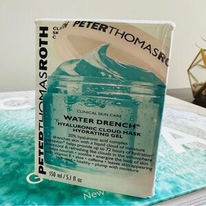 Peter Thomas Roth Water Drench Hyaluronic Cloud Mask - Aqua and White